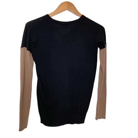 Theory 100% Cashmere Black Bodice Camel Sleeves V-Neck Sweater Size P /TP Soft - Picture 2 of 11